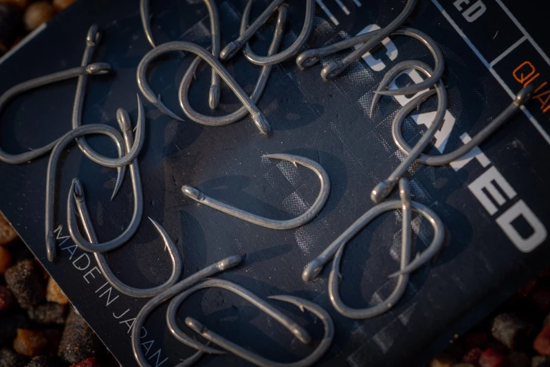 Guru Super MWG Barbed Hooks - Eyed hooks 5 Guru Super MWG Barbed Hooks - Eyed hooks - Image 5