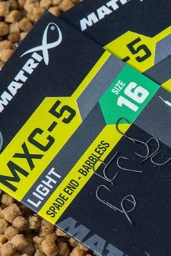 Matrix MXC-5 Light Spade End Barbless Hooks - Spade hooks
