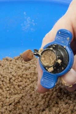 Preston Innovations Quick Cone & Bait Mould - Bait punches & punch boxes -Coarse Fishing Store 1317738533 Quick Cone005