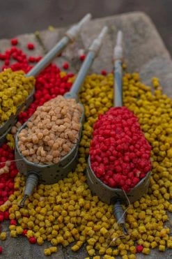 Mainline Match Captiv-8 Flavoured Colourants - Attractors & dips -Coarse Fishing Store 3ddc2qna637304136203793605