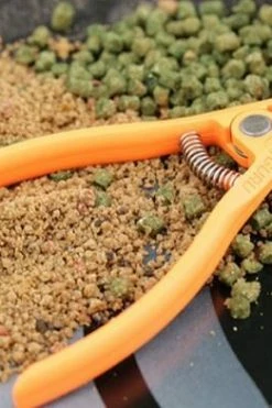 Guru Pellet Pliers - Pliers & pinchers 6 Guru Pellet Pliers - Pliers & pinchers -Coarse Fishing Store 3i20tii5636084096847484394