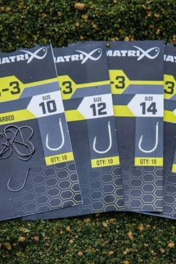 Matrix MXB-3 Strong Spade End Barbed Hooks - Spade hooks