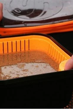 Guru Bait Strainers - Bait boxes -Coarse Fishing Store 5iny2neq636314015176858078