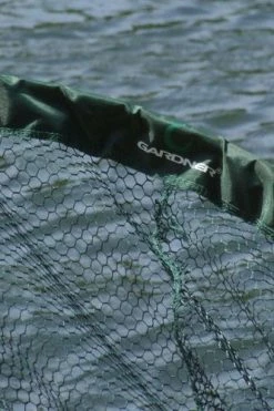 Gardner Barbel/Specialist Pan Net - Landing nets -Coarse Fishing Store Specialist Pan Net Close Up