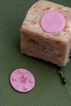 Korum Meat Stops - Hair stops -Coarse Fishing Store aiuasgqa637569311355271607