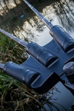 Preston Innovations Offbox 36 Triple Rod Support - Rod supports 5 Preston Innovations Offbox 36 Triple Rod Support - Rod supports -Coarse Fishing Store cai1esrm636482637892410871