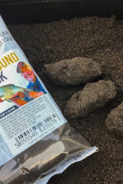 Daiwa Advantage Baits All Round Black Groundbait 1kg - -Coarse Fishing Store ihfgqm5u637108722214590258