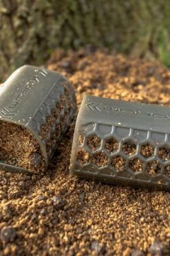 Korum River Feeders - Open & cage feeders