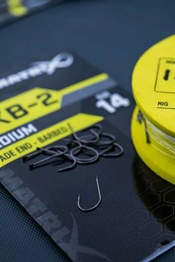 Matrix MXB-2 Medium Spade End Barbed Hooks - Spade hooks 5 Matrix MXB-2 Medium Spade End Barbed Hooks - Spade hooks -Coarse Fishing Store s1fsf2x3637328209259655837