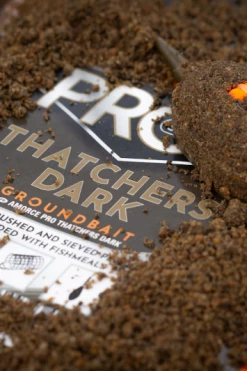Sonubaits Pro Thatchers Dark Groundbait 900g - -Coarse Fishing Store t5zyq4nu637195136454646060