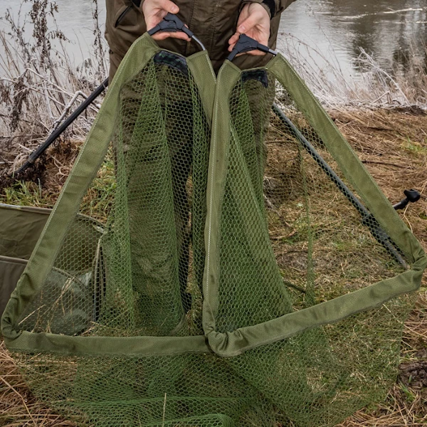 Korum Folding Latex Triangle Nets - Landing nets 1 Korum Folding Latex Triangle Nets - Landing nets