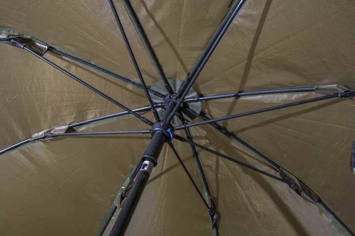 Korum 50inch Graphite Brolly Shelter - Umbrellas 3 Korum 50inch Graphite Brolly Shelter - Umbrellas - Image 3