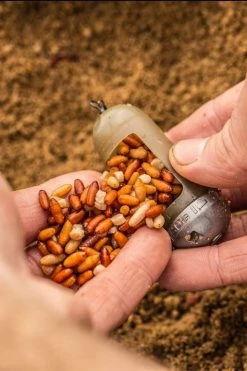 Guru Bait Up Window Feeder - Window feeders